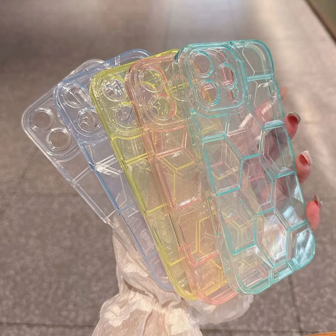 Clear Shockproof Bumper Case - Wabenförmige geometrische Fußball-Muster-Handyhülle für iPhone 16,